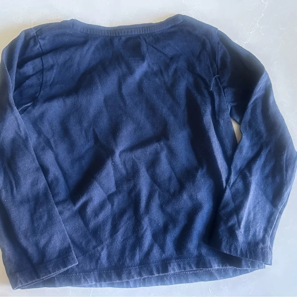 Preloved GAP Navy Blue Kids Long Sleeve Shirt with Love Design